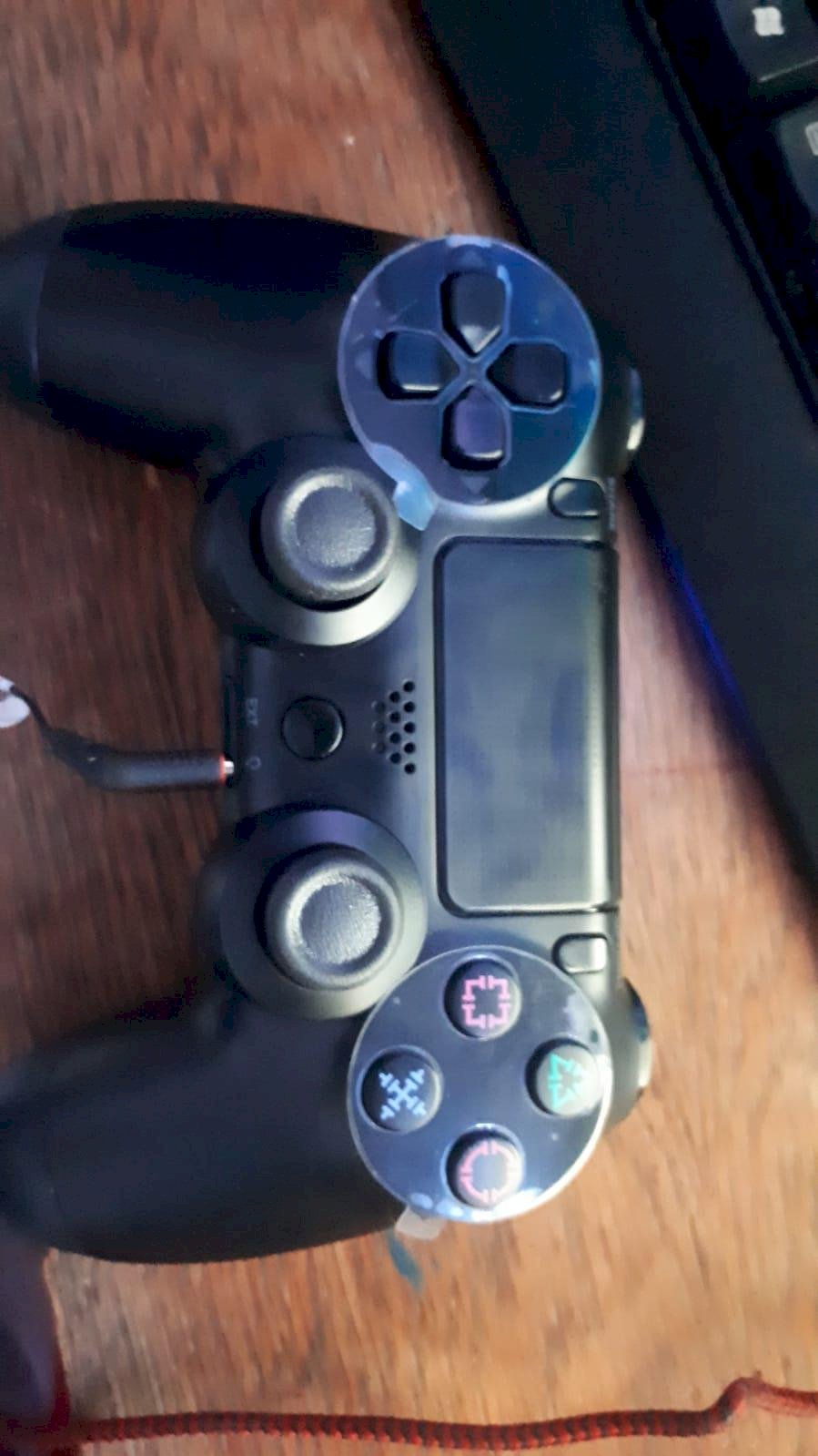 Ps4 controller no longer reacts after a short time