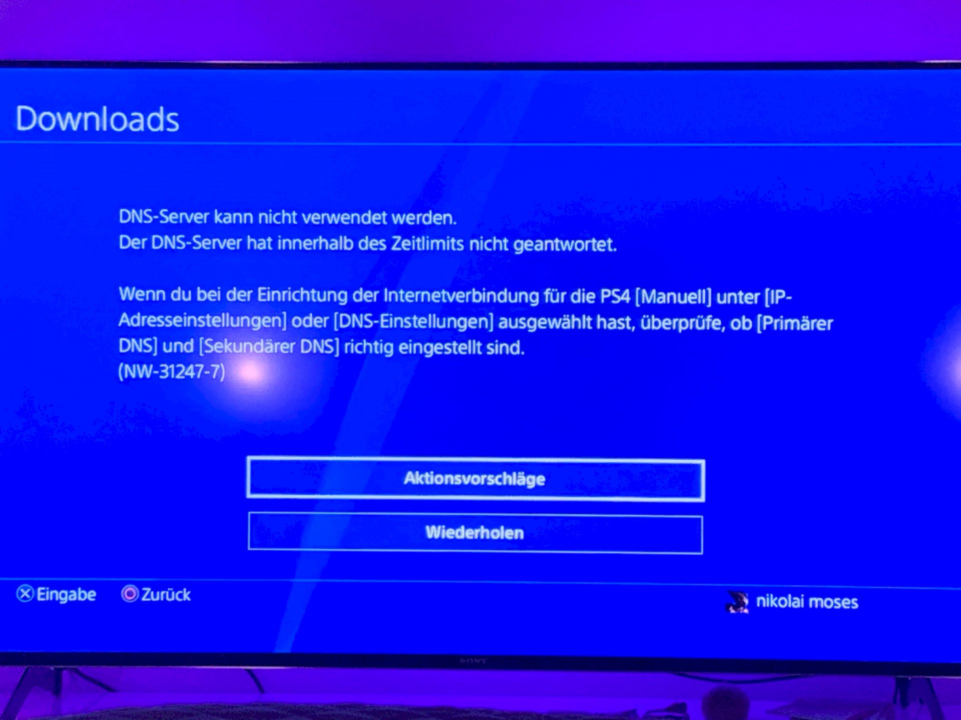 Call of Duty Modern Warfare Unable to Download PS4