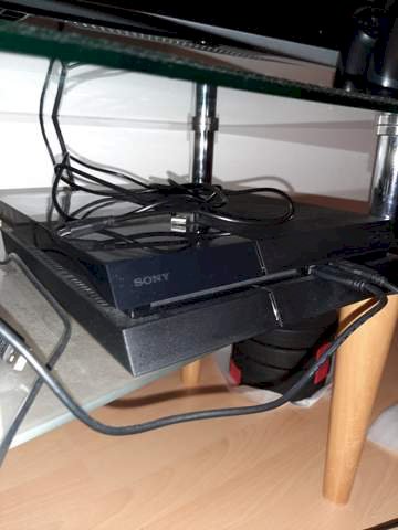 What kind of Playstation 4 is it