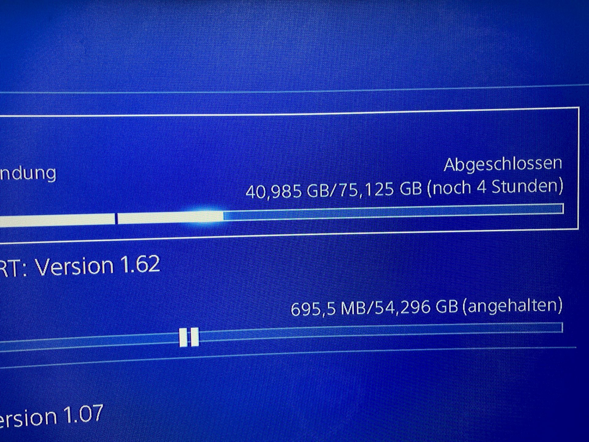 PlayStation download slow, despite good internet