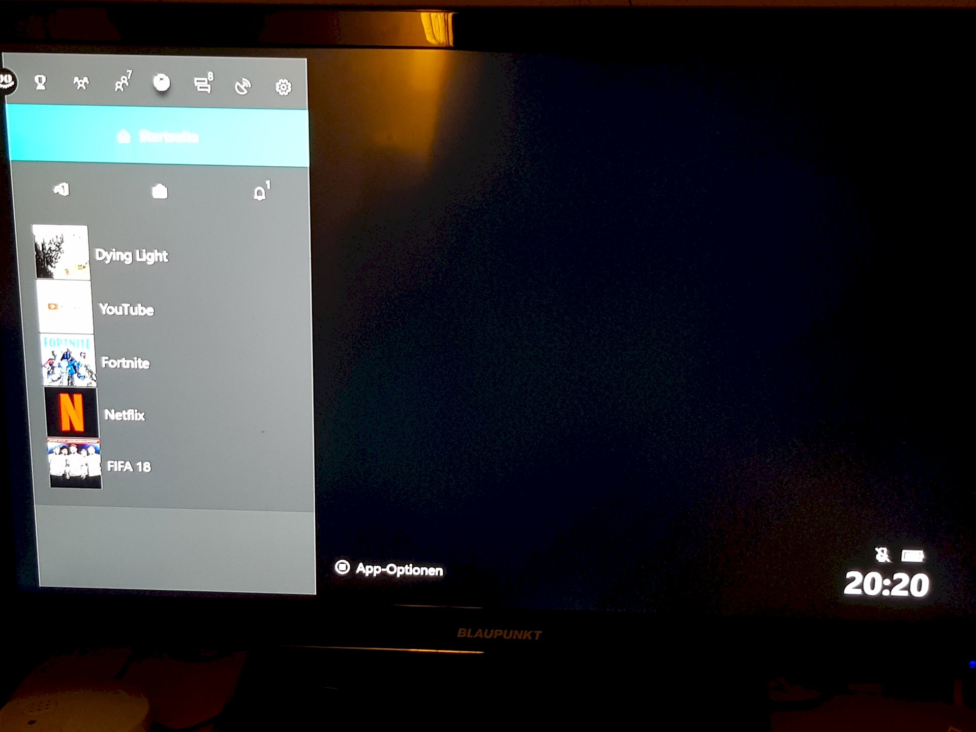 X-Box one S screen turns black after startup. What to do