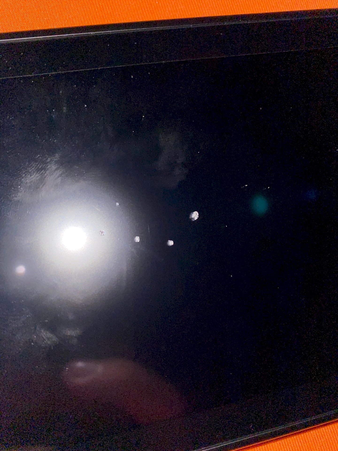 Strange dots on Nintendo Switch display