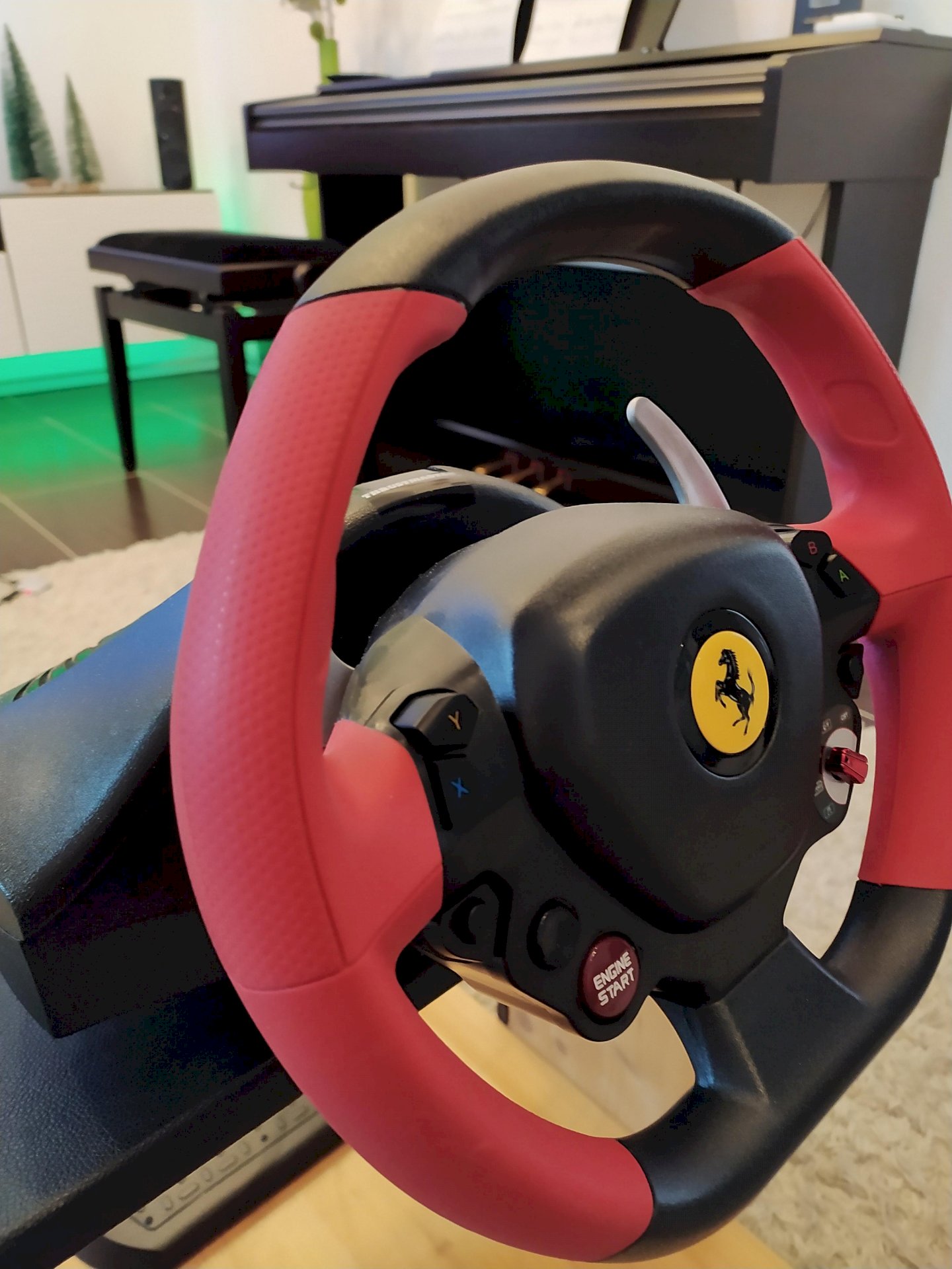 Thrustmaster steering wheel for xbox one reacts too late