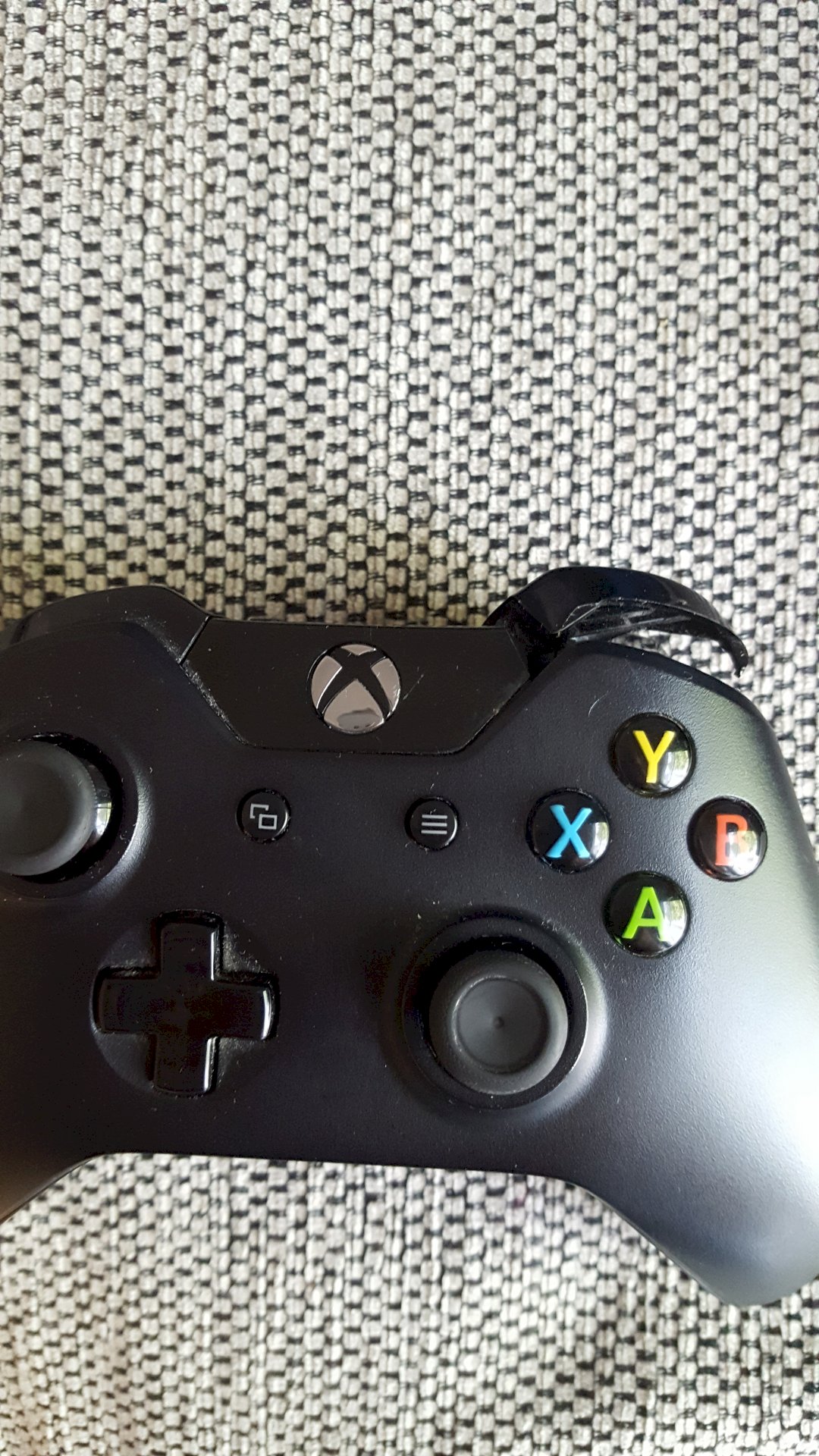 Xbox One Controller RB button sticking out - 2