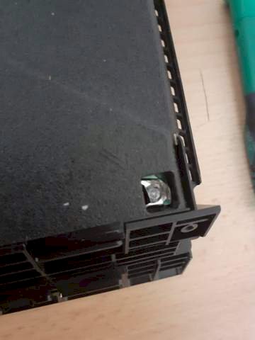 Broken screw can t be unscrewed from the PS4